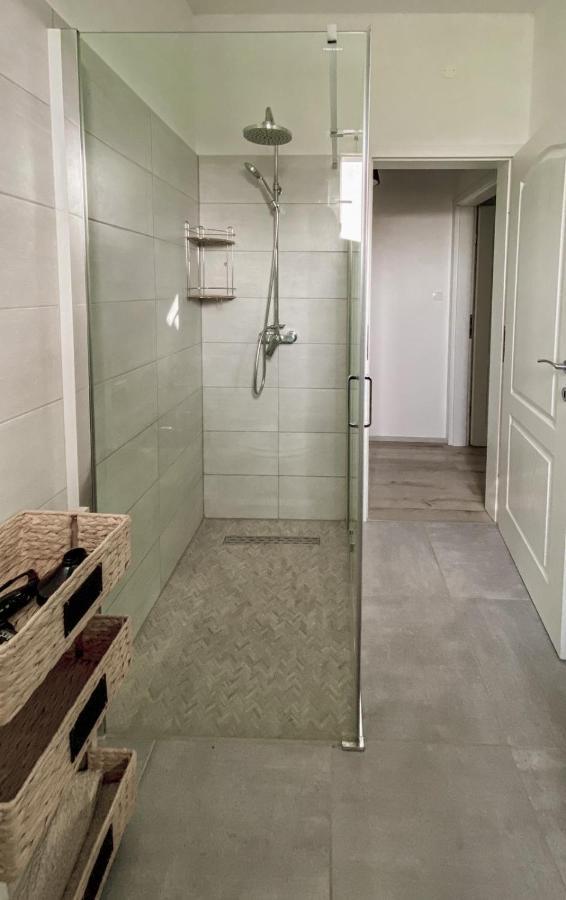 Apartments Happy Sukošan Zewnętrze zdjęcie
