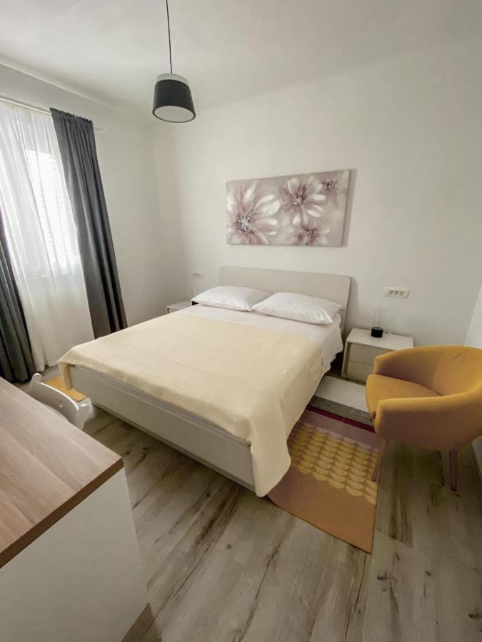 Apartments Happy Sukošan Zewnętrze zdjęcie