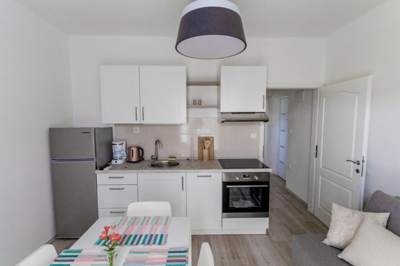 Apartments Happy Sukošan Zewnętrze zdjęcie