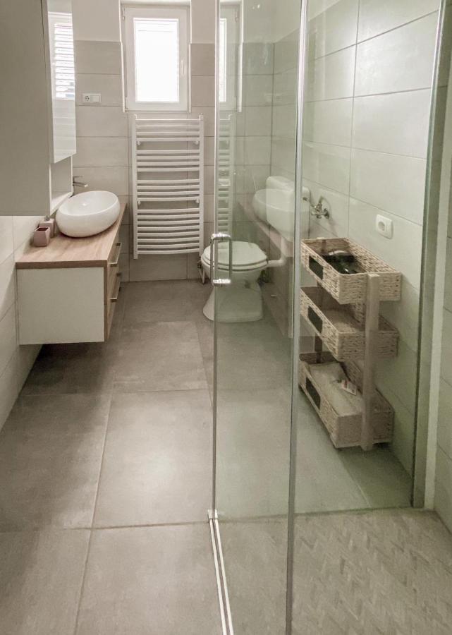 Apartments Happy Sukošan Zewnętrze zdjęcie