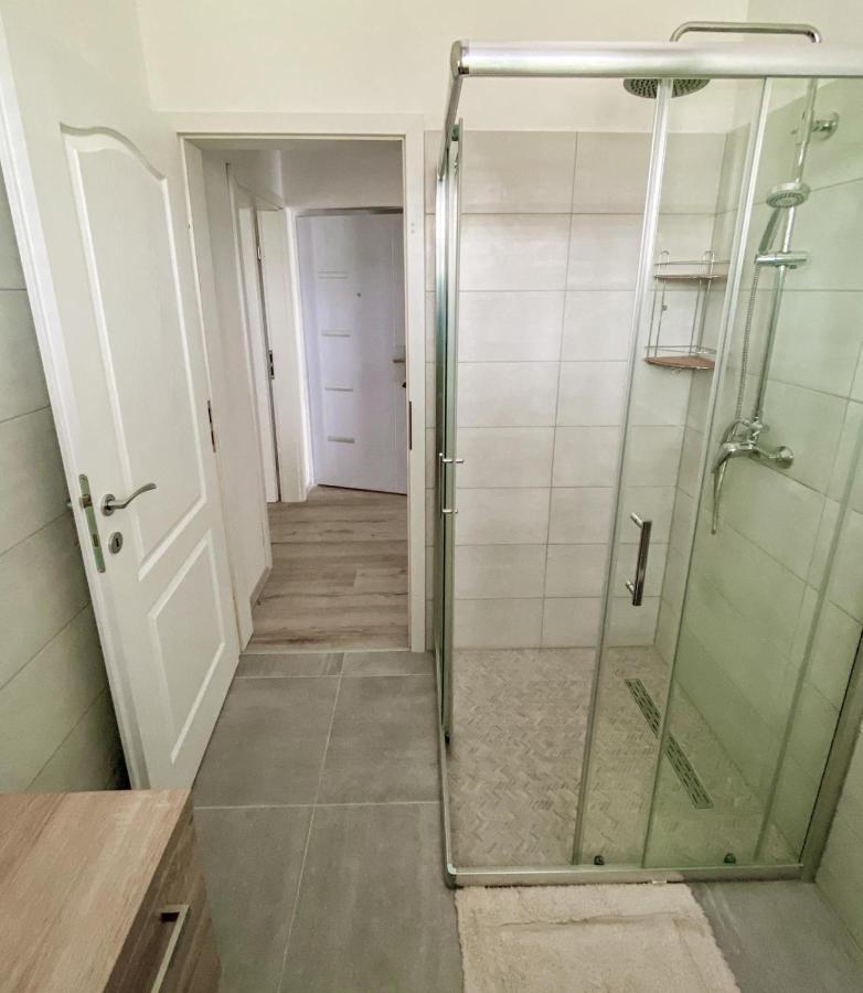 Apartments Happy Sukošan Zewnętrze zdjęcie