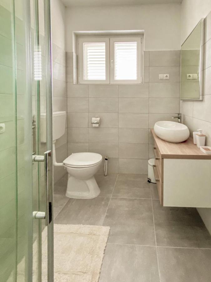 Apartments Happy Sukošan Zewnętrze zdjęcie