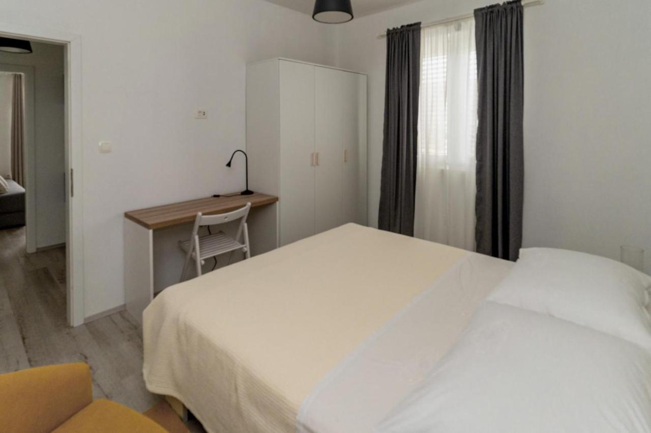 Apartments Happy Sukošan Zewnętrze zdjęcie