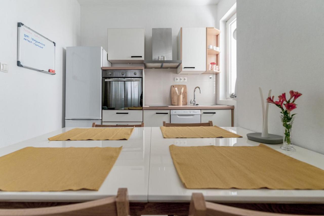 Apartments Happy Sukošan Zewnętrze zdjęcie