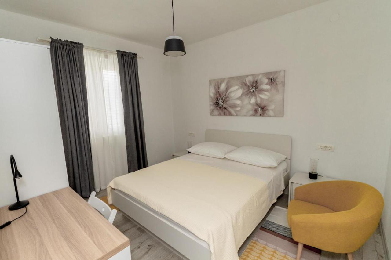 Apartments Happy Sukošan Zewnętrze zdjęcie