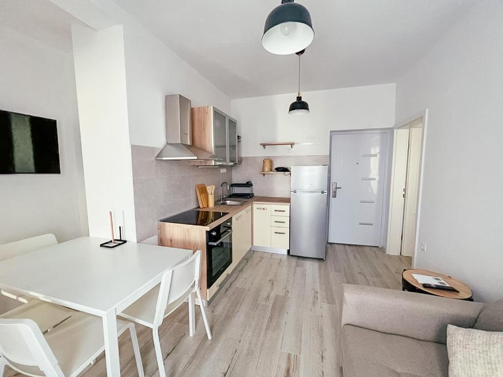 Apartments Happy Sukošan Zewnętrze zdjęcie